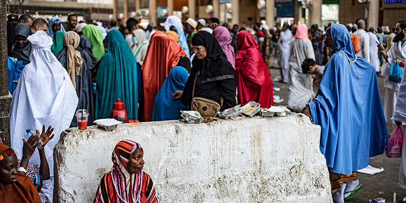 Muslim pilgrims arrive outside the Grand Mosque in Saudi Arabia´s holy city of Mecca on July 5. — AFP