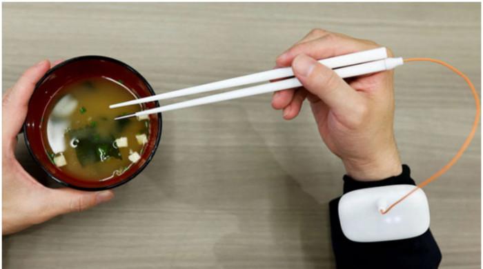 New 'electroshock' chopsticks can lower sodium intake