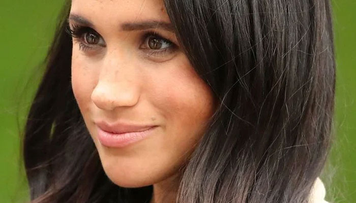 Firm ‘panicking’ as Prince Harry, Meghan Markle Oprah rumors loom