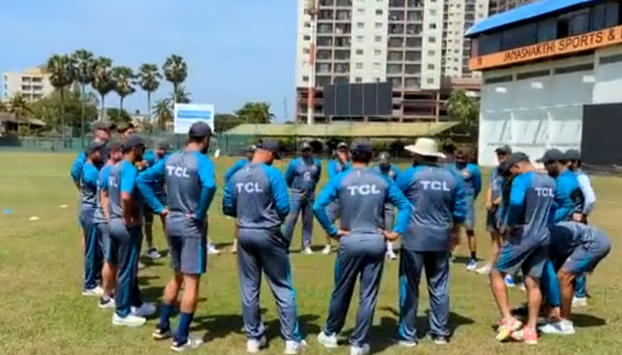 Tim kriket Pakistan membatalkan latihan setelah polisi Sri Lanka memberlakukan jam malam di Kolombo