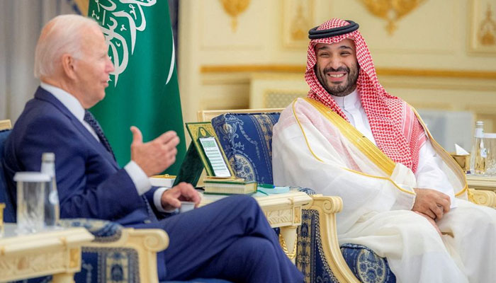 Saudi Crown Prince Mohammed bin Salman and U.S. President Joe Biden meet at Al Salman Palace upon his arrival in Jeddah, Saudi Arabia, July 15, 2022. Photo: Reuters