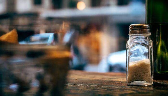 Adding salt to cooked meals can cause premature death: study - Vimarsana News