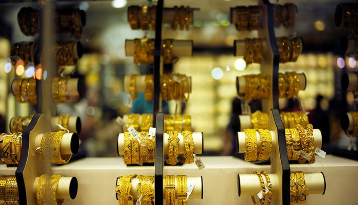 Gold bangles are displayed at a gold shop in Gold Souq in Dubai, United Arab Emirates, on December 30, 2018. Picture was taken December 30, 2018. Reuters/File