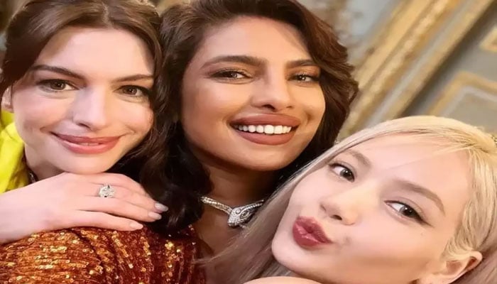 Throwback: Priyanka Chopra, Anne Hathaway and BlackPink Lisa look stunning