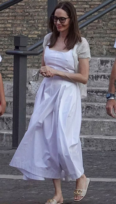 Angelina Jolie In Rome With Vivienne, Zahara & Salma Hayek: Photos