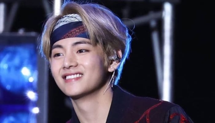 BTSs V surpasses BLACKPINK, gathering 47.8 million followers on Instagram and setting a new record