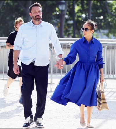 Jennifer Lopez flaunts glamor in blue ensemble during Paris honeymoon, pictures