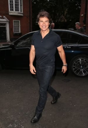 Tom Cruise steals limelight as he goes out for dinner with Jeff Bezos, Lauren Sanchez