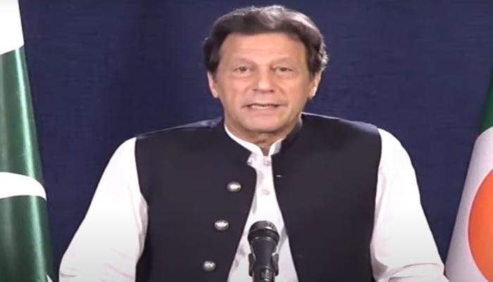 سپریم کورٹ کے فیصلے کے بعد پی ٹی آئی چیئرمین عمران خان کا عوام سے خطاب