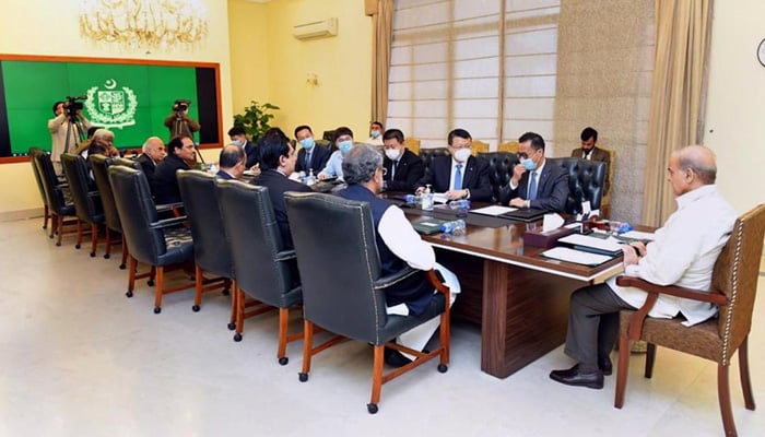 A delegation from Shanghai Electric led by Chairman Mr. Liu Ping visits Prime Minister Shehbaz Sharif.  - APPLICATION