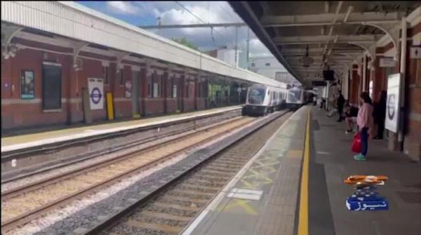 برطانیہ: ایک بار پھر ٹرینوں کی ہڑتال