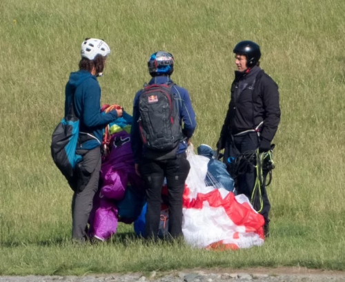 Tom Cruise jumps off a mountain as he films scary stunt for ‘Mission Impossible 8’