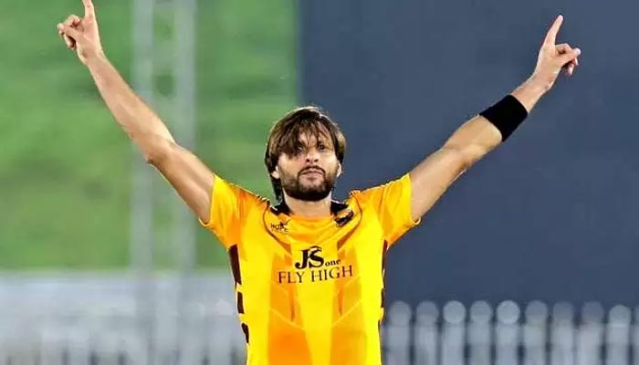 Pakistan star all-rounder and former skipper Shahid Afridi celebrating after taking a scalp during the first edition of Kashmir Premier League. — Twitter/File