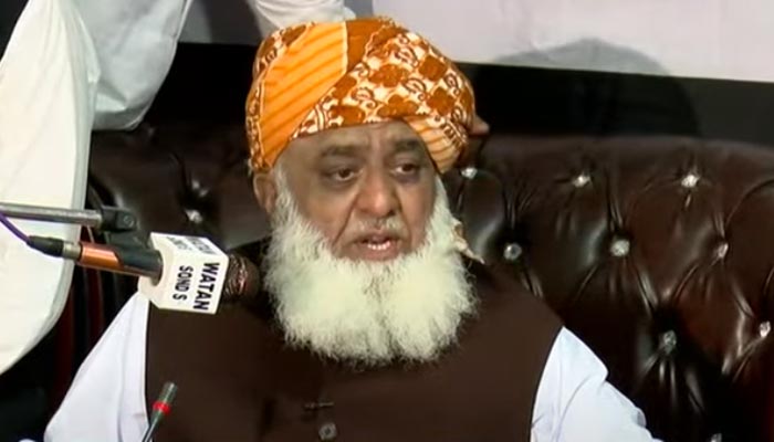 Pakistan Democratic Movement Chief Maulana Fazlur Rehman addressing a press conference in Peshawar on July 30, 2022. — YouTube screengrab/Hum News Live