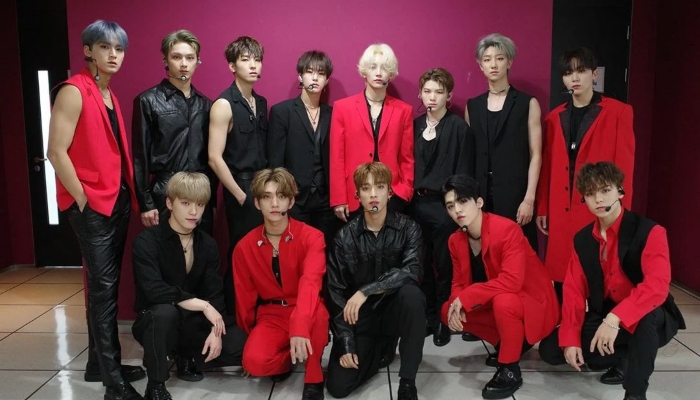 SEVENTEEN wins first place for _WORLD on Inkigayo