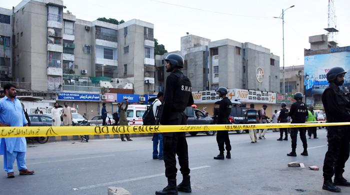 Two policemen martyred in Karachi grenade explosion