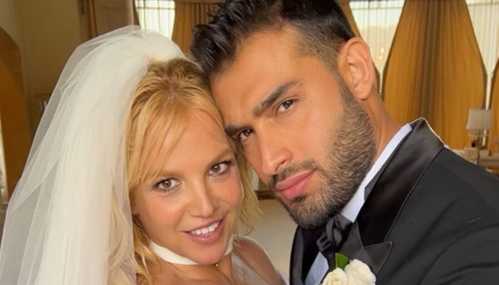 Britney Spears claims Catholic church refused to host her wedding, but church says otherwise