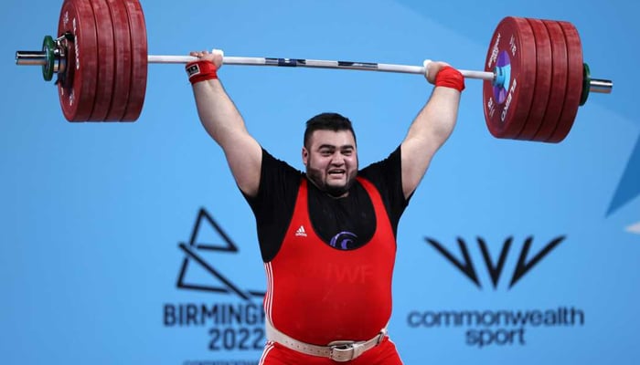Nooh Dastagir Butt in action during the Commonwealth Games 2022 in Birmingham, United Kingdom. —Twitter