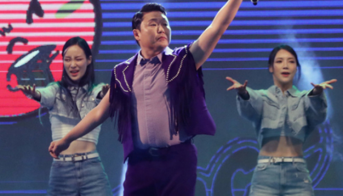 Psy’s Summer Swag Concert witnessed the tragic death of a construction worker on July 31