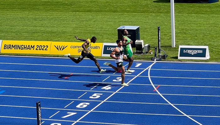 Pakistan’s Shajar Abbas qualifies for semi-finals ofmen’s 200m in the Commonwealth Games in Birmingham. — Reporter