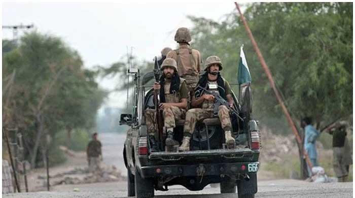 Four soldiers martyred in suicide attack on military convoy in North Waziristan: ISPR