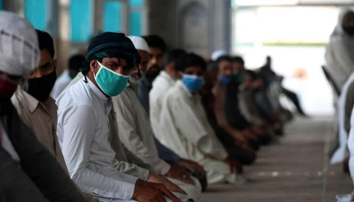 Pakistan logs 352 new COVID cases in the last 24 hours.File photo