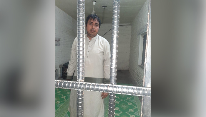 Senior PTI leader Shahbaz Gill is behind bars at Islamabads Kohsar police station, on August 10, 2022. — Photos by authors