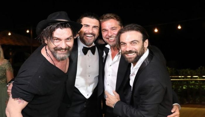 Engin Altan aka Ertugrul reunites with his three co-stars