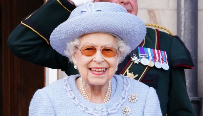 Queen Elizabeth wants to show she is still functioning head of state