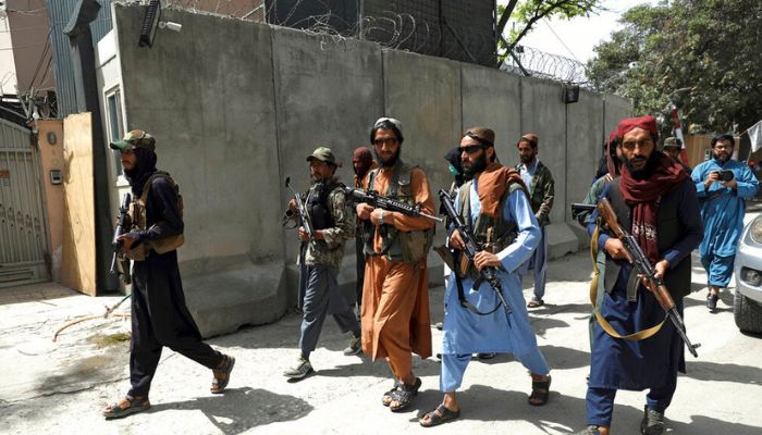 Taliban strolling in the streets of Kabul — Reuters