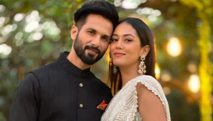 Shahid Kapoor and Mira Kapoor were major couple goals at Mira’s parents anniversary party