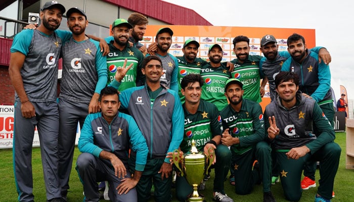 Pakistan team with the series trophy after winning the final ODI. — PCB