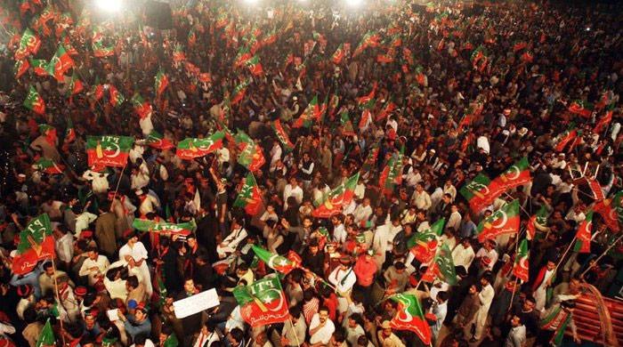 What are PTI's chances of reclaiming Karachi's NA-245 constituency?