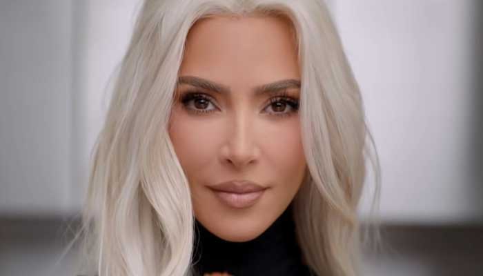 Kim Kardashian wears borrowed or fake jewelry: Heres why