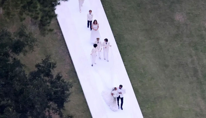 All About Jennifer Lopez, Ben Affleck’s ‘very romantic & classic’ Georgia wedding