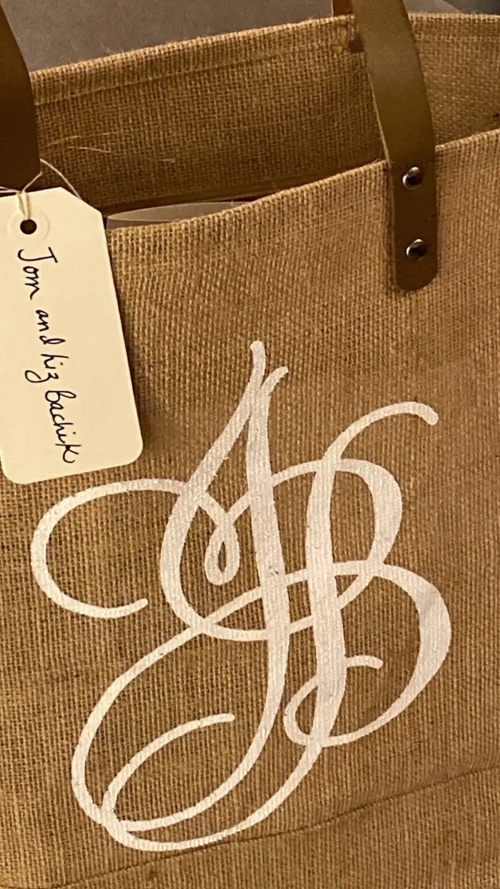 Ben Affleck and Jennifer Lopez surprise Georgia wedding guests with ‘special’ gifts