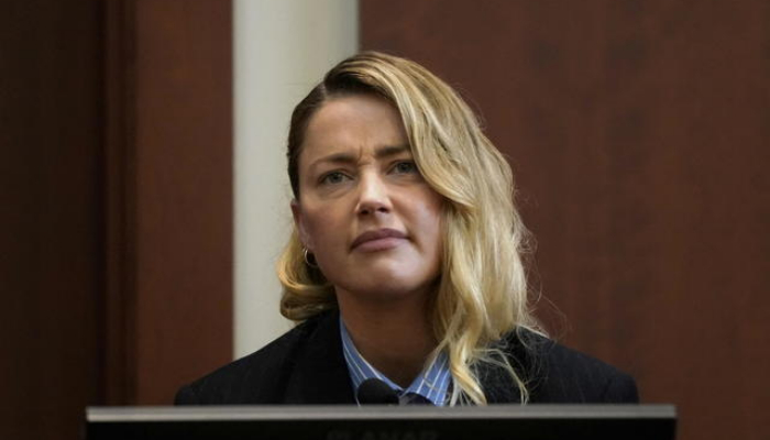Amber Heard is reportedly getting snubbed by her Hollywood pals