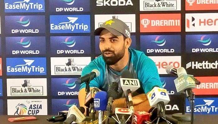 Pakistan cricket teams vice-captain Shadab Khan addressing a press conference in Dubai, UAE on August 26, 2022. — Provided by the reporter