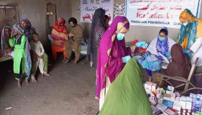 Free medical camp set up by Sindh government for flood affectees