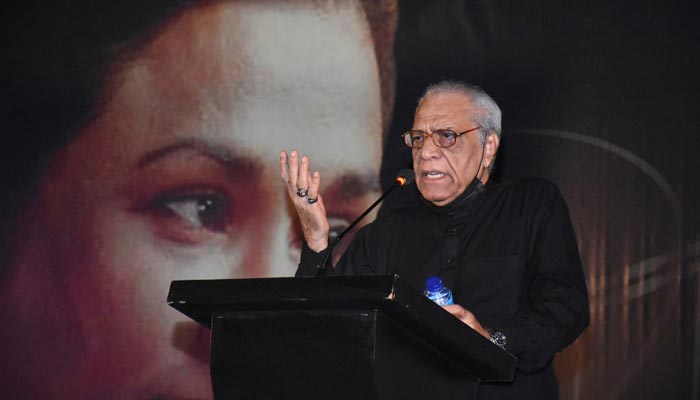 Pakistans veteran TV artist Munawar Saeed.