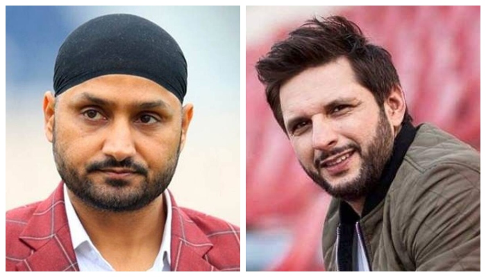 Indias former cricketer Harbhajan Singh (left) and Pakistans ex-skipper Shahid Afridi. — Twitter/File