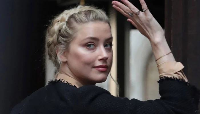 Amber Heard is branded ‘opportunist by Johnny Depps pal Doug Stanhope