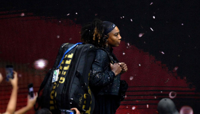 Oprah Winfrey, Michelle Obama lead tributes to Serena Williams