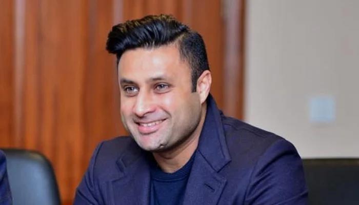 PTI leader Sayed Zulfikar Bukhari aka Zulfi Bukhari attends PTI Core Committee Meeting at Bani Gala in Islamabad. — Facebook/sayedzulfikarbukhari/File