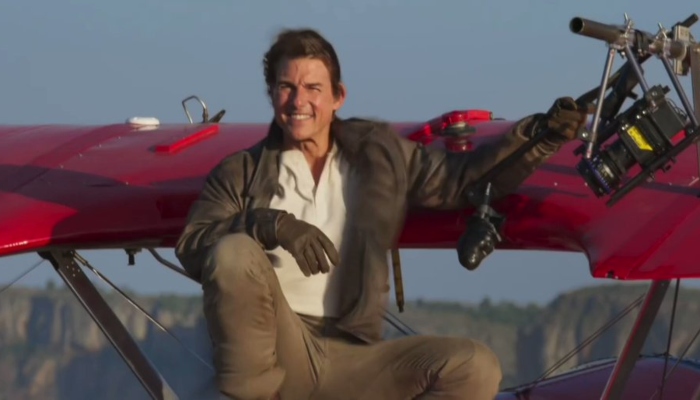Tom Cruise pulls plane stunt for ‘Mission: Impossible 7’ with no safety harness? Deets inside