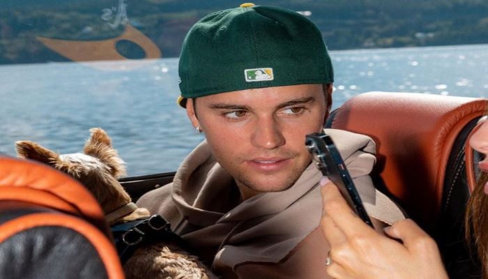 Justin Bieber istirahat dari tur dunia karena masalah kesehatan