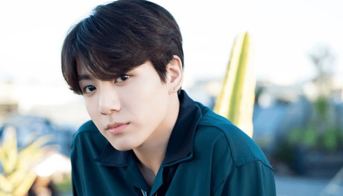 BTS Jungkook gets craziest gift of his life from a die-hard fan