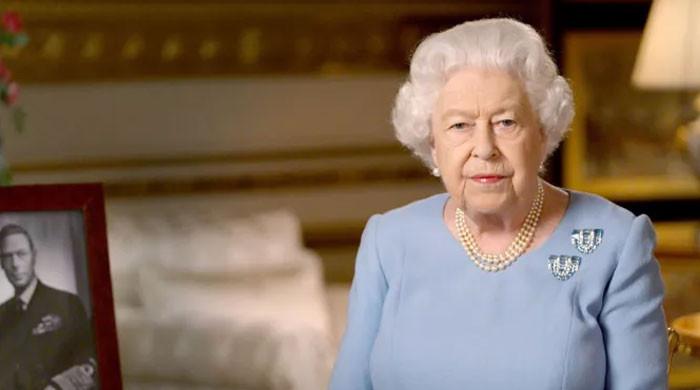Pemakaman Ratu Elizabeth terbuka: Inggris mengatakan ‘London Bridge is Down’