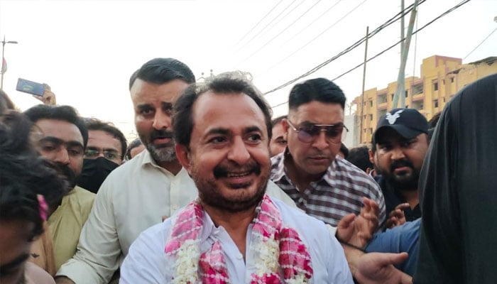 PTI leader Haleem Adil Sheikh after getting released from jail. —Twitter/Ayesha Haleem Adil Sheikh