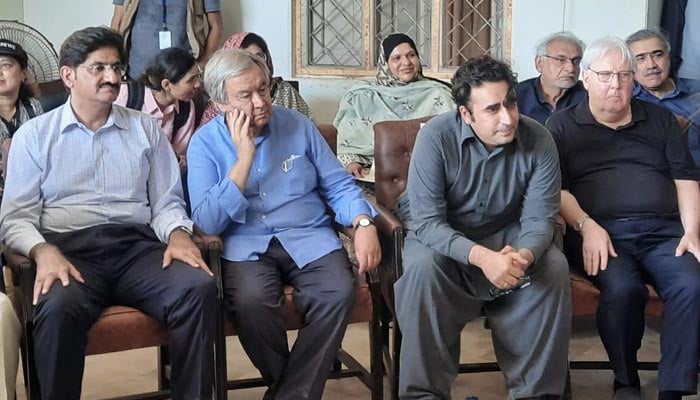 Sindh Chief Minister Syed Murad Ali Shah on his visit to different districts with UN Secretary-General Antonio Guterres and PPP Chairman Bilawal Bhutto-Zardari. — Twitter/@SindhCMHouse